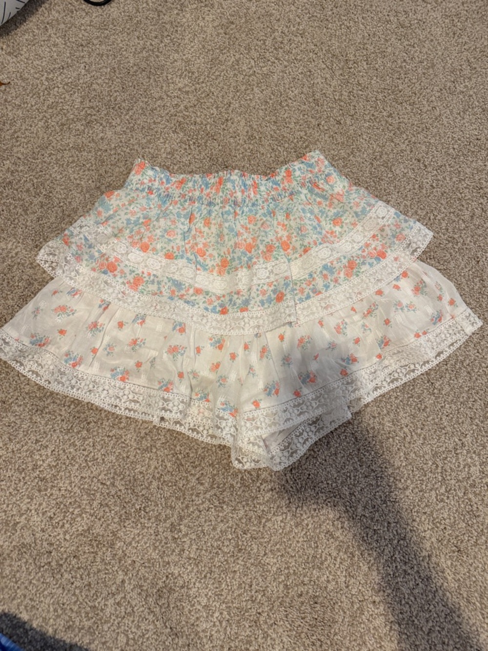Altar'd State White Floral Tiered Lace Skort with Coral & Light Blue Accents